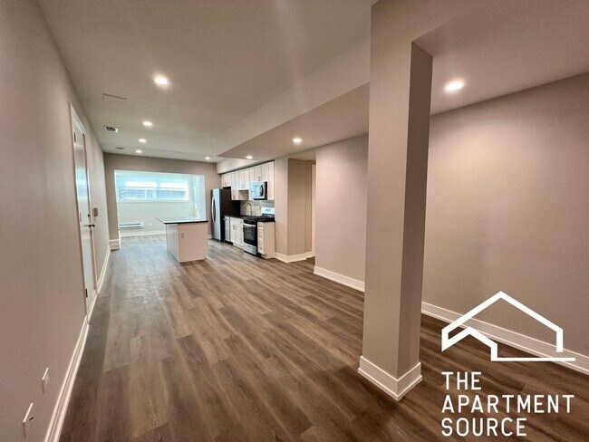 Photo - 706 W Grace St Unidad GDN