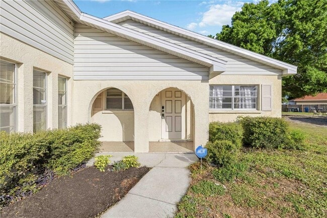 Photo - 2615 9th Ave Dr E