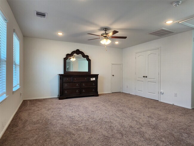 Photo - 31322 Whitfield Ct