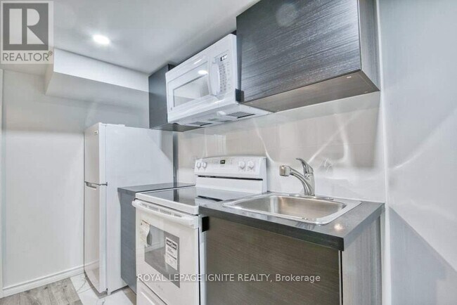 Photo - 1389 Military Trail