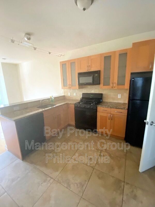 Photo - 4255 Sansom St Unidad 2