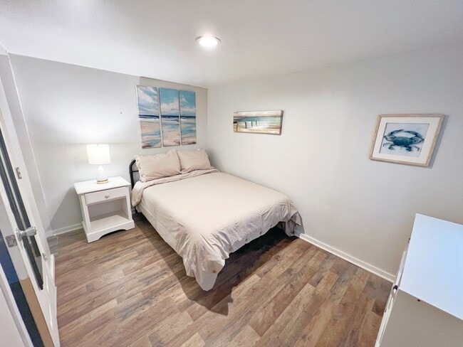 Photo - 855 C St Unit 3