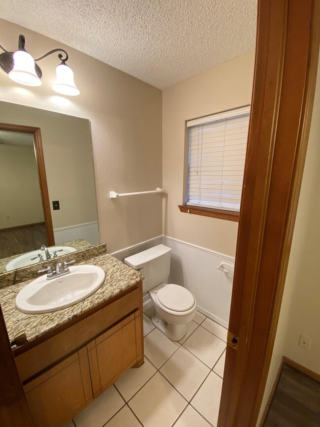 Photo - 415 Wild Wind Rd