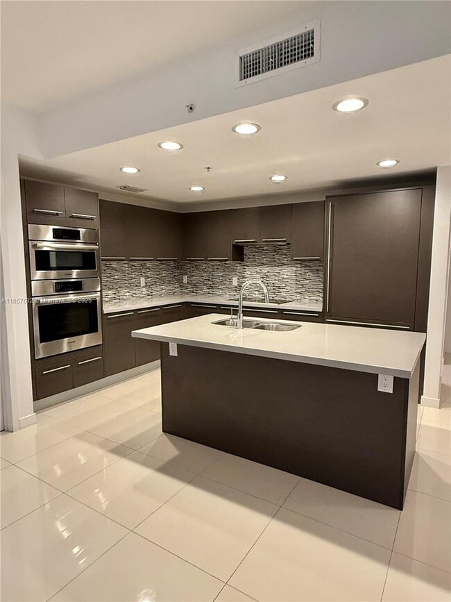 Building Photo - 7661 NW 107th Ave Unit 207 Rental