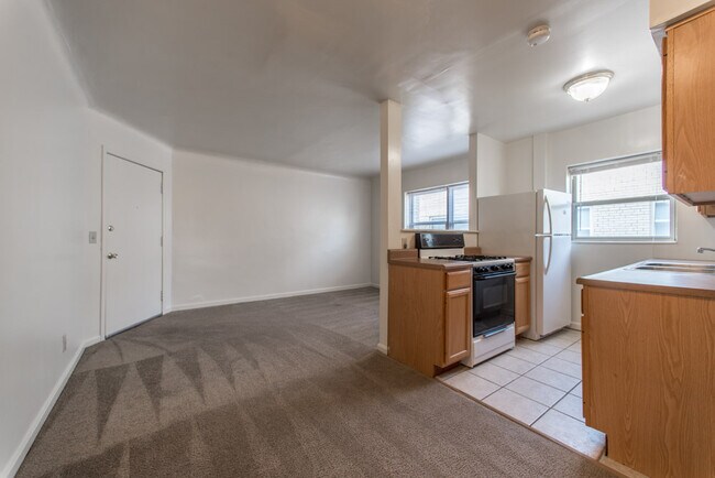 Photo - 2920-2928 Burnet Avenue