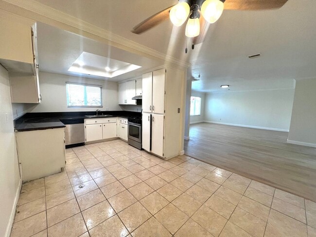 8632 La Salle St Unit C