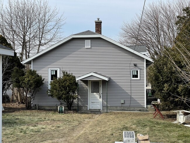 Photo - 1844 Monroe Ave NW