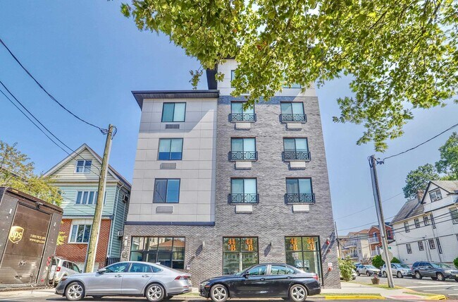 Photo - 140 Avenue B Unidad 302