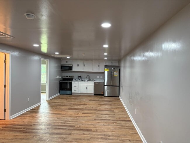 Photo - 191 Fort Shoals Rd