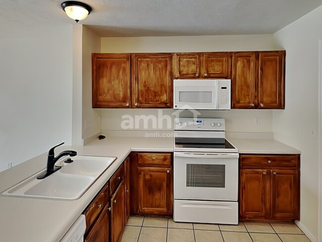 Photo - 1220 Lewis Peak Dr