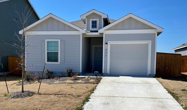Building Photo - 3 bedroom, 2 bath, 1 story home