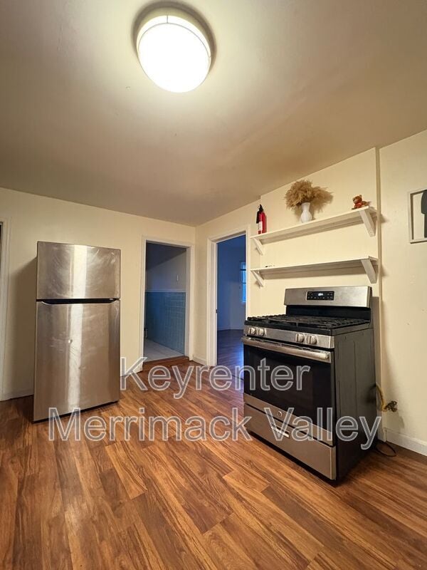 Photo - 58 Temple St Unit 2nd Fl