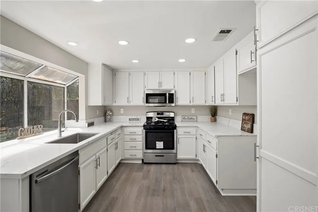 Photo - 1802 Bradcliff Way