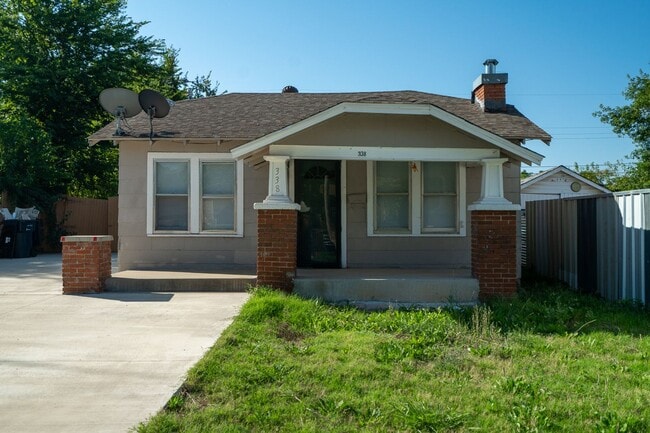 Building Photo - Beautiful 2 Bed 1 bath Home in OKC!