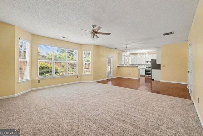Photo - 348 Darbys Run Ct