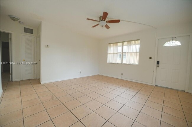 Photo - 5825 Buchanan St Unit 1