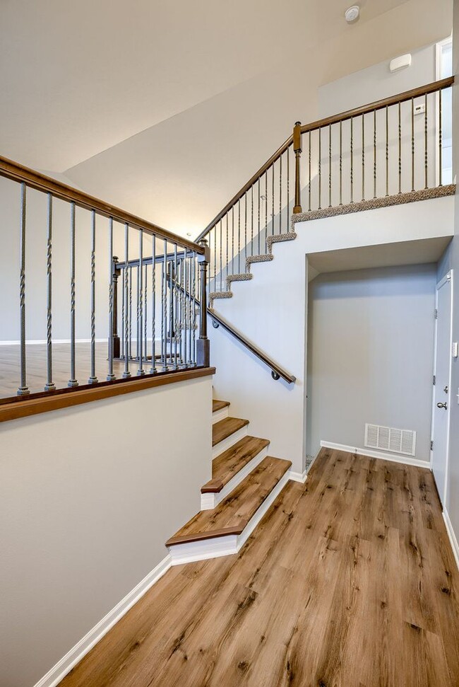 Photo - Elkhorn 3 Bedroom!!