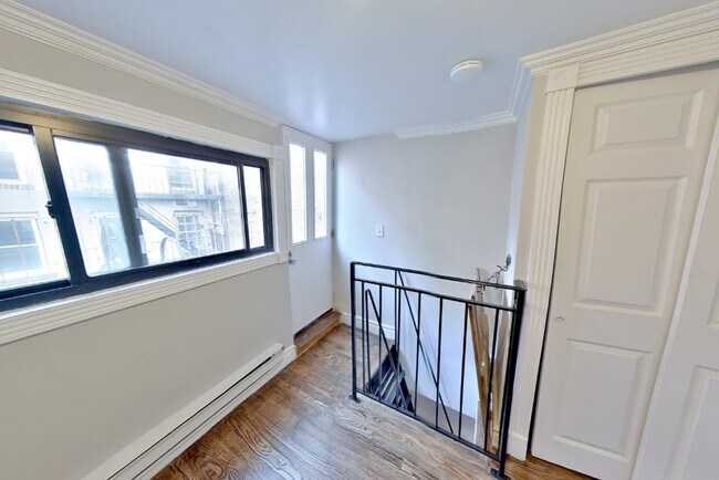 Photo - 221 E 23rd St Unit 20