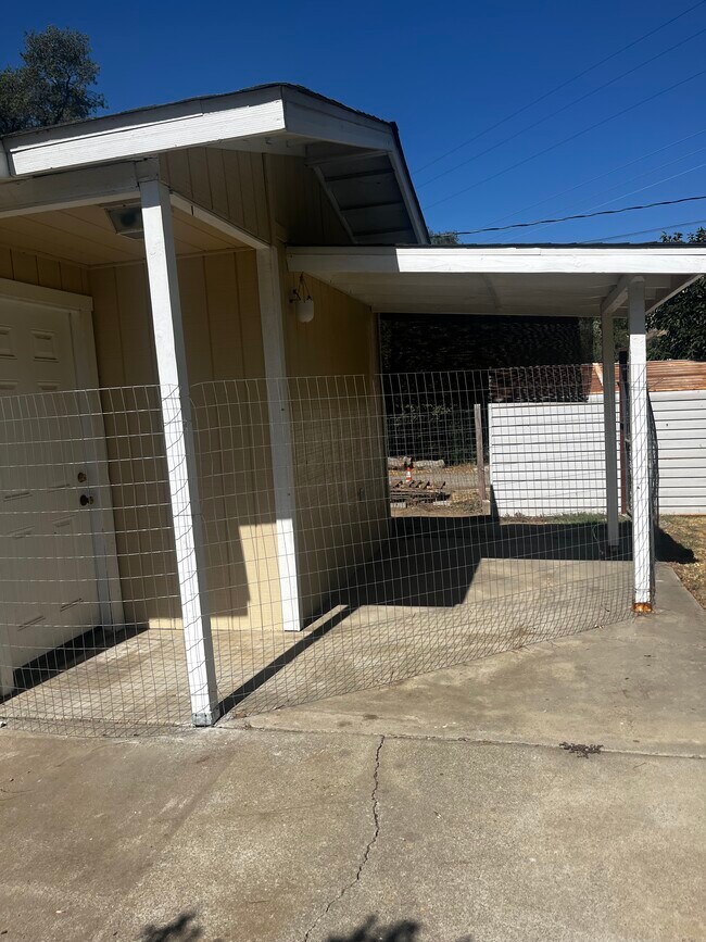 Photo - 40671 Old Three Rivers Rd Unidad A