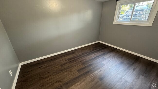Building Photo - 511 N Platte Ave Unit 1A Rental