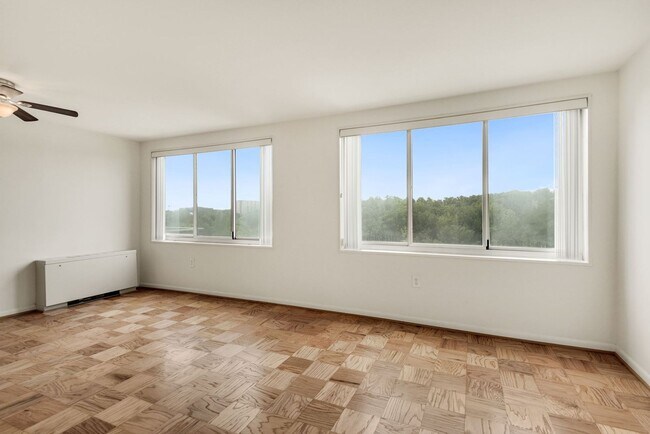 Photo - North Bethesda Studio - Walk to Metro - Ut... Unit #1423