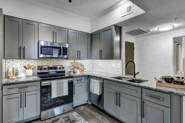 Building Photo - Cortland North Plano Rental