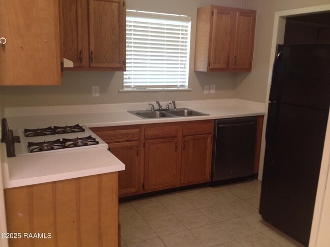 Photo - 1103 Dulles Dr