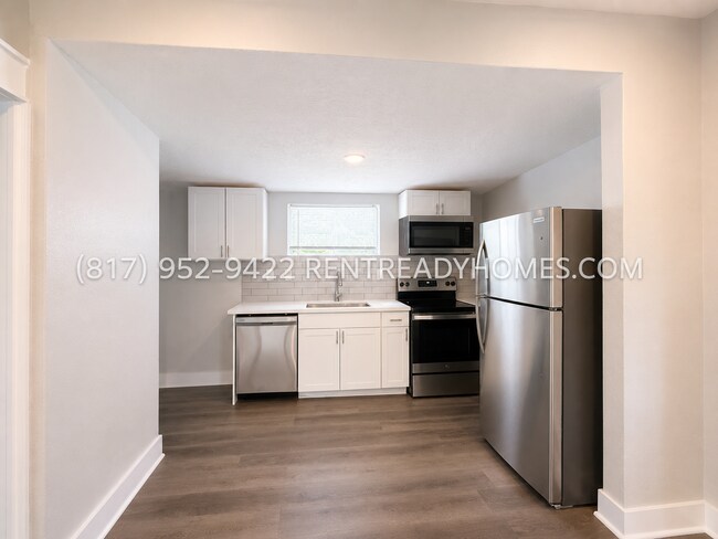 Photo - 102 Anderson St
