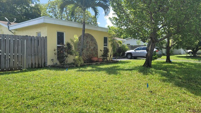 Photo - 2590 NW 98th Ave