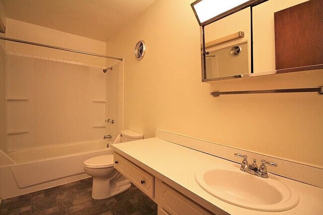 Photo - Lexington Arms Apartments