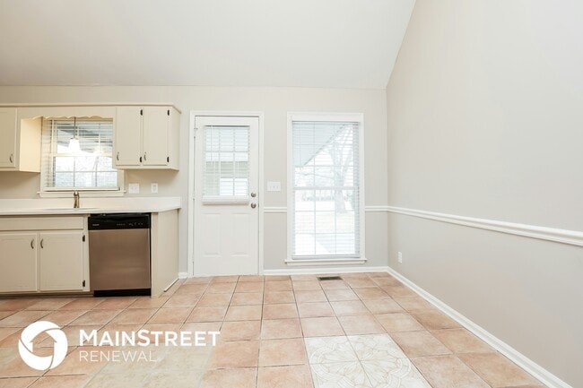 Photo - 1003 Cornwall Ct