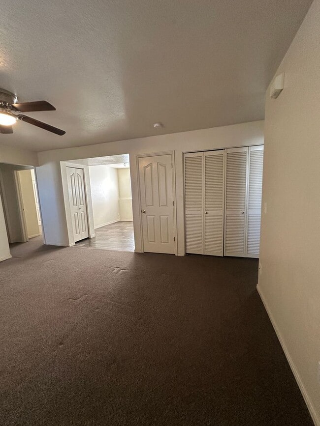 Building Photo - 1332 N 625 W Unit 4