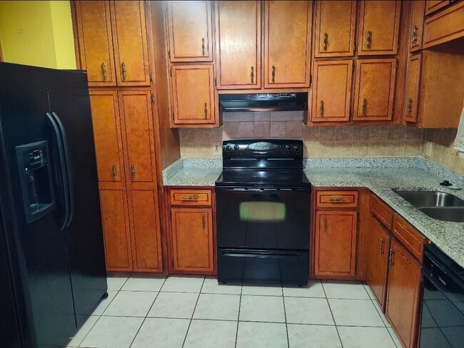 Photo - 4414 Housworth Dr