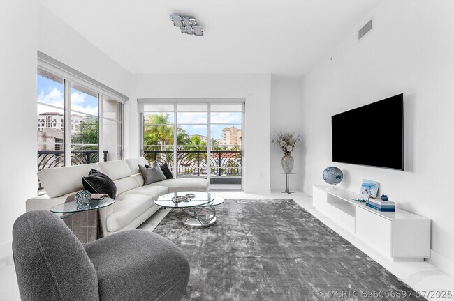 Building Photo - 155 E Boca Raton Rd Unit 303