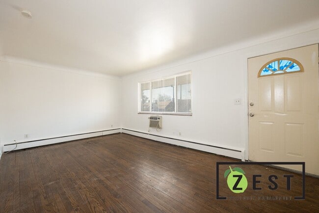 Photo - E Outer Drive Apartments