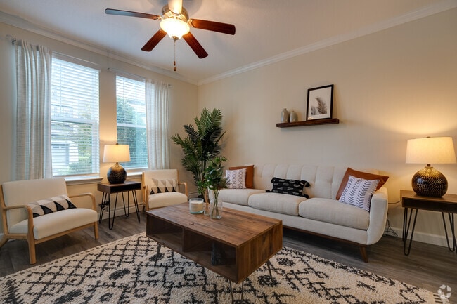 2BR - 2BA