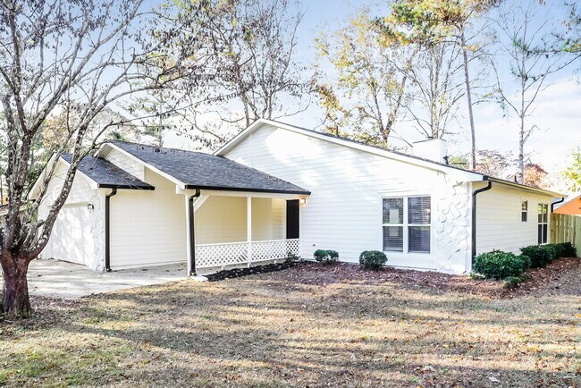 Photo - 8449 Willows Terrace