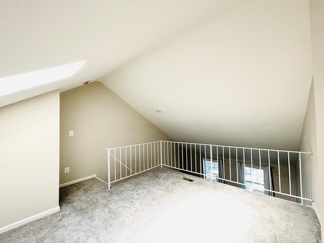 Photo - 9516 Dunbrook Ct