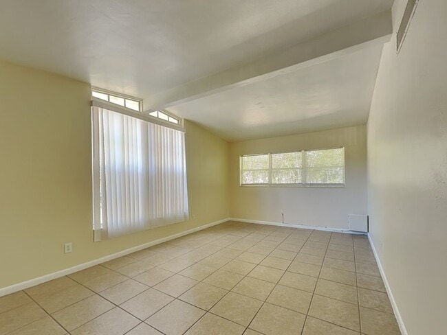 Photo - 9801 N 55th St