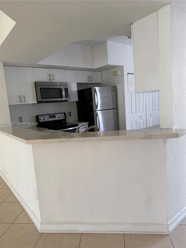 Photo - 715 SW 148th Ave Unit 611
