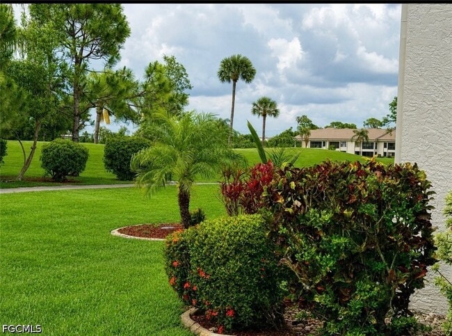 Photo - 5765 Trailwinds Dr Unit 111