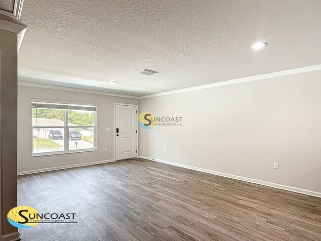 Photo - 121 Midway Rd Unit 2