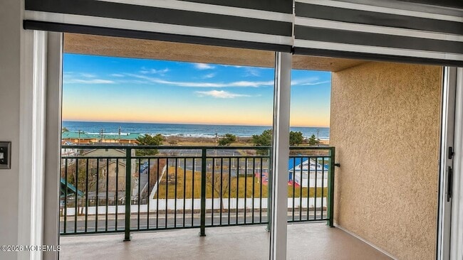 Photo - 422 Ocean Blvd N Unit 5C