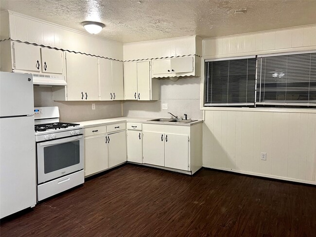 Building Photo - 1014 E 23rd St Unit 2 Rental