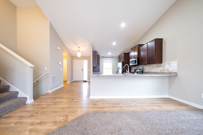 Photo - 15222 Emory Ave