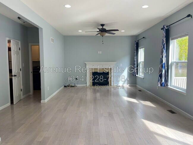 948 Meramec Grove Dr