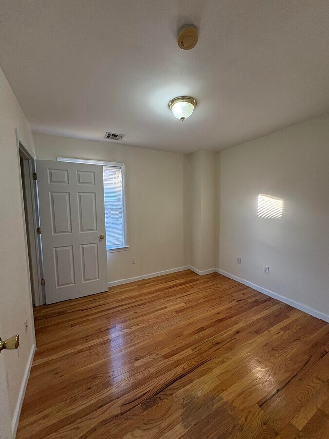 Photo - 37 Reservoir Ave Unit 2