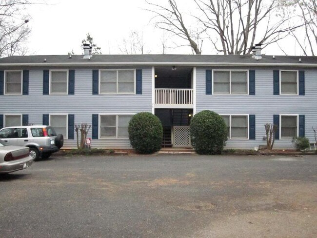 Photo - 220 Mark Twain Cir Unit C