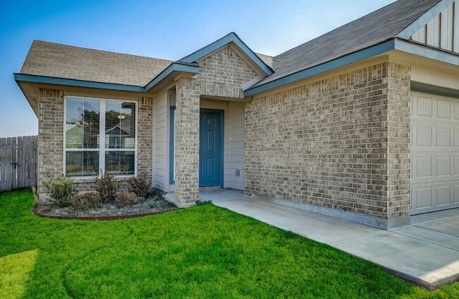 Photo - 3031 Dade Loop