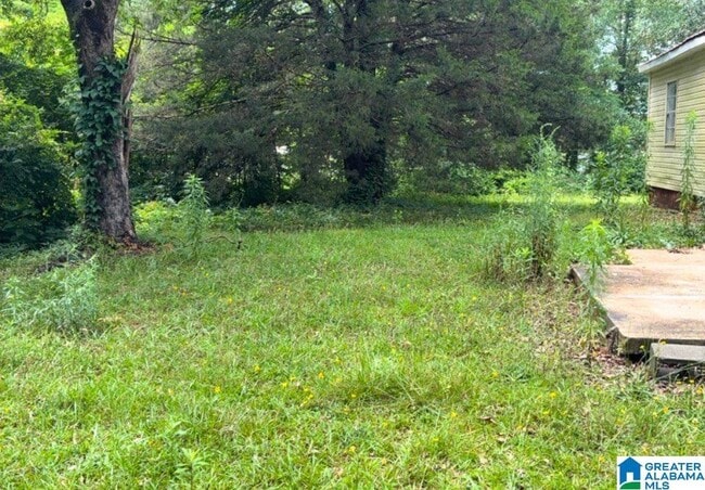 284 Lee Rd